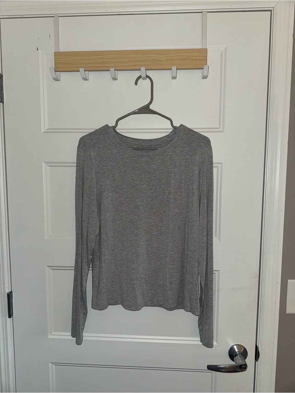 wild fable Gray Long-Sleeve Crewneck Top
